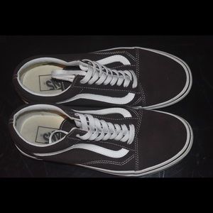 Women’s Size 8 Brown Oldskool Vans